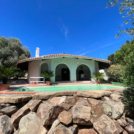 Villa Casale Al Mare - With Swimming Pool 150 Meters From The Porto Columbu - Perd'E Sali