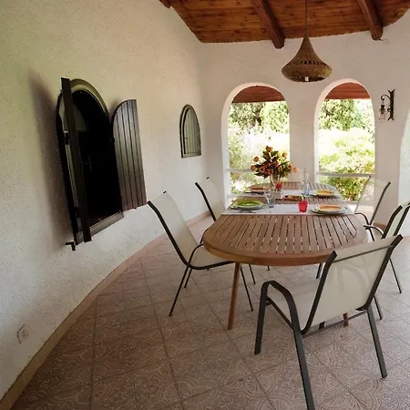 Villa Casale Al Mare - With Swimming Pool 150 Meters From The