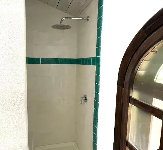 Villa Casale Al Mare - With Swimming Pool 150 Meters From The Porto Columbu - Perd'E Sali